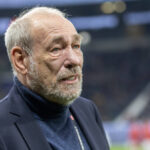 Eintracht Frankfurts „Ehren“präsident weiß, womit er in die Schlagzeilen kommt
