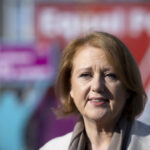 Lisa Paus glaubt auch an den Storch