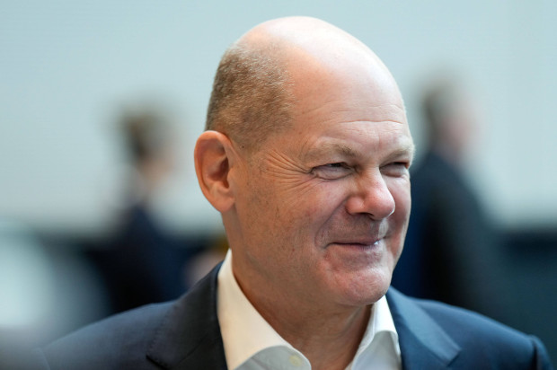 Olaf Scholz soll mehr Mensch werden