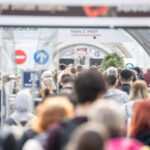 Die Angst der Buch-Offiziellen vor den Lesern und Autoren, die mit Erfolg drohen