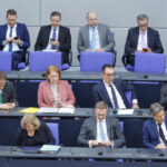 Tschüss, Realität – die Regierung will nicht mehr