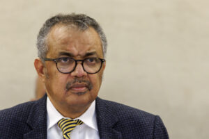 WHO-Chef Tedros: Vom gebilligten Völkermord zum Pandemie-Notstand
