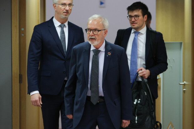EU-Ermittlungen gegen Werner Hoyer, Ex-Chef der Europäischen Investitionsbank