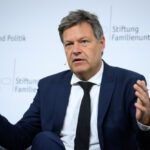 Habeck möchte von der Wirtschaft wieder geliebt werden