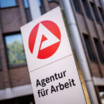 Die Realität verweigert sich den deutschen Journalisten – Zahl der Arbeitslosen steigt stark