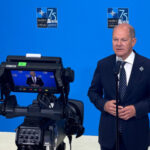 Scholz, der Teilzeitautoritäre, will Deutschland zur Führungsmacht machen