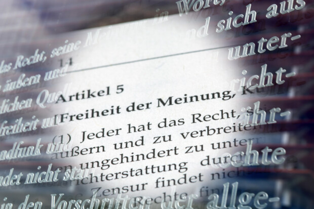 Was wird aus der Meinungs-, der Rede- und der Zitierfreiheit?