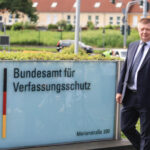 Droht der Verfassungsschutz den Ostdeutschen?