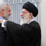 Irans Khamenei befiehlt, Israel anzugreifen
