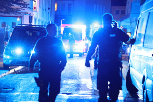 Nach Messerattacke drei Tote und Schwerverletzte auf Solinger Stadtfest – Polizei hilflos