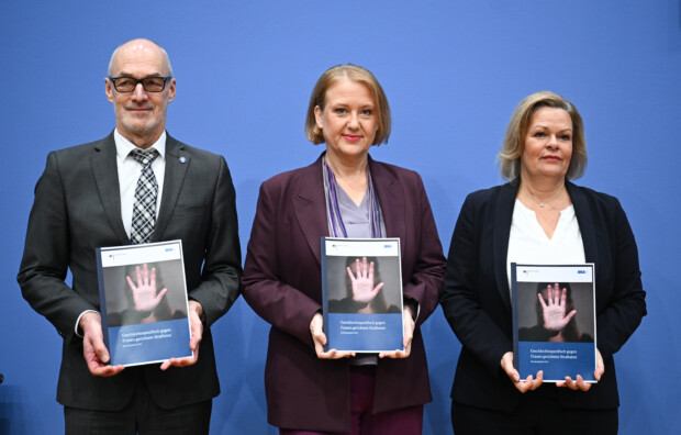 Alarmierende Daten: In nur einem Jahr wurden 938 Frauen Opfer eines Mordes oder Mordversuchs