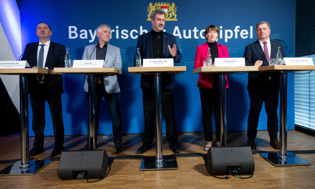 Und noch ein Automobilgipfel …