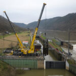 Notschleusung an der Mosel
