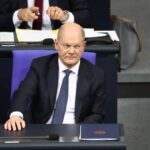 Olaf Scholz: Der ein bisschen-Frieden-Kanzler
