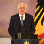Frank-Walter Steinmeier droht bei Neuwahlen mit rumänischer Lösung