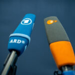 Grüne hetzen gegen ARD/ZDF und Robert Habeck kneift vor Alice Weidel