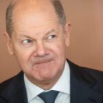 Scholz verweigert Einsicht in Nord-Stream-2-Akten und fliegt in Hamburg auf