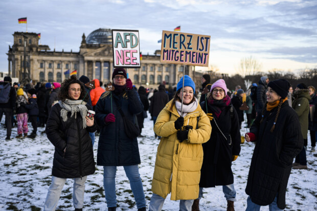 Staatlich finanzierte Aufmärsche