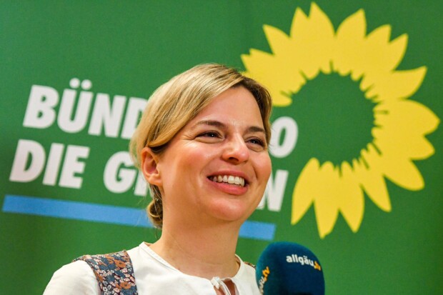 Grüne wollen Zwangsarbeit, um Schuldenberg wieder abzutragen
