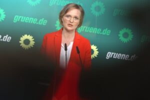 Chefin der Grünen beging gleiches „Verbrechen“ wie Marine Le Pen