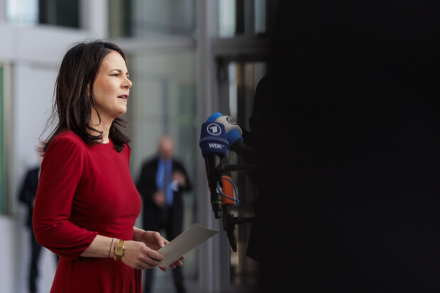 Wenn Orbán Rückgrat zeigt und die Grünen ihre Maske fallen lassen