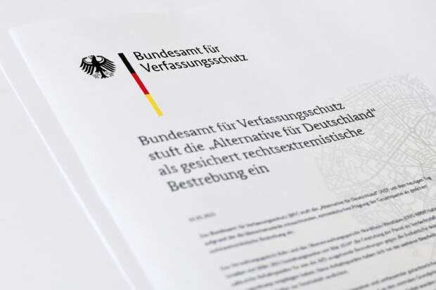 Ein Angriff auf die Demokratie