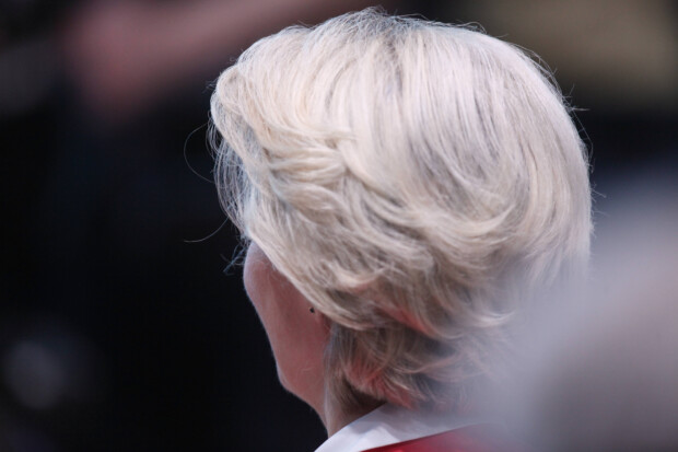 Pfizergate: EU-Gerichtshof entscheidet über Ursula von der Leyen