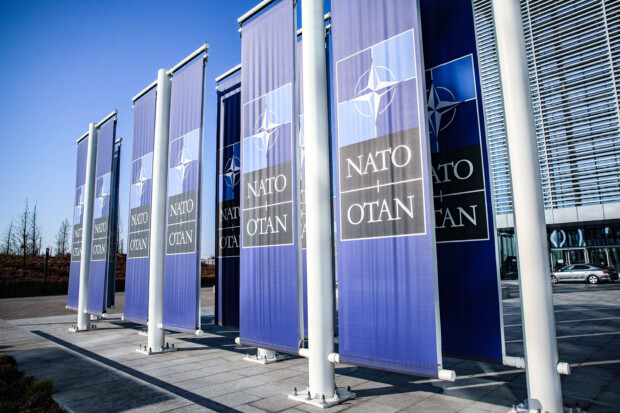 Bestechung, Geldwäsche: Milliarden-Skandal bei der NATO