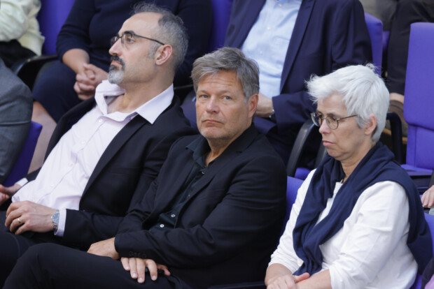 Im Bundestag Schutz für Habeck: So funktioniert das Politkartell