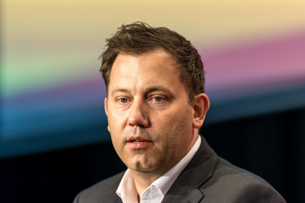 Lars Klingbeil flüchtet sich in die Debatte um ein AfD-Verbot