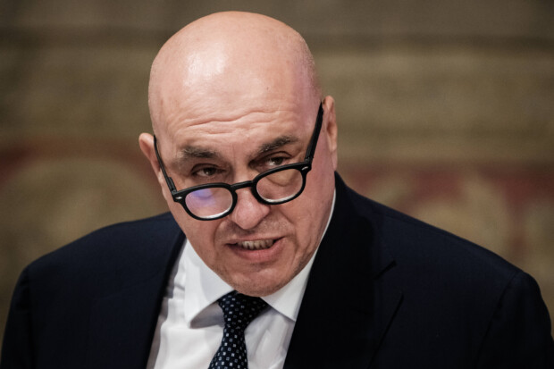 Nach Fico: Auch Italiens Verteidigungsminister Crosetto stellt Sinnfrage