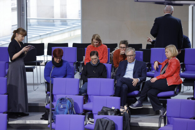Zu viele Einser-Abis? Linke will Noten ganz abschaffen