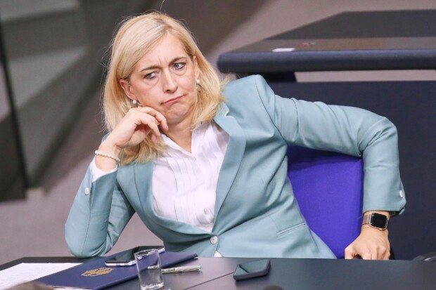 „Pflege ist zur Frage des Geldbeutels geworden“