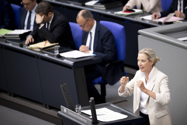 Union und AfD demoskopisch gleichauf mit 25 Prozent