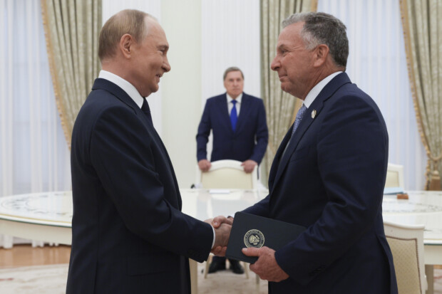 Neue Hoffnung auf Frieden: Trump will Gipfeltreffen mit Putin und Selenskyj